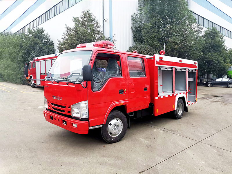 五十铃2.5吨水罐消防车