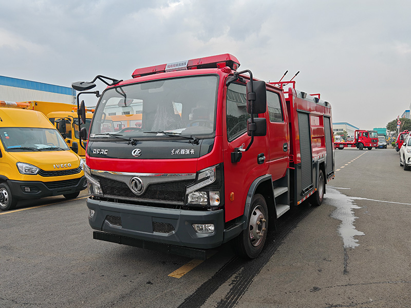 （国六）东风大福瑞卡5吨水罐消防车