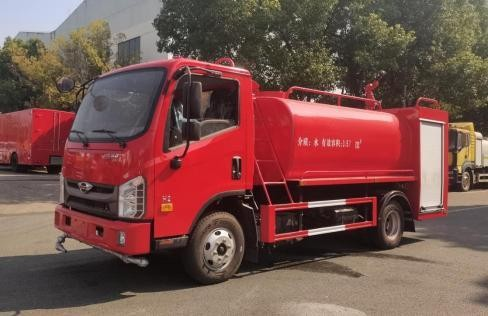 CLW5073GSSADY型福田5吨多功能消防酒水车